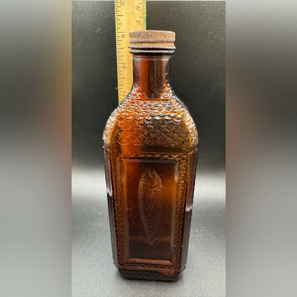 McKesson's Cod Liver Oil Brown Glass Bottle Embossed Fish Owens-Illinois 9" Tall - Picture 2 of 5